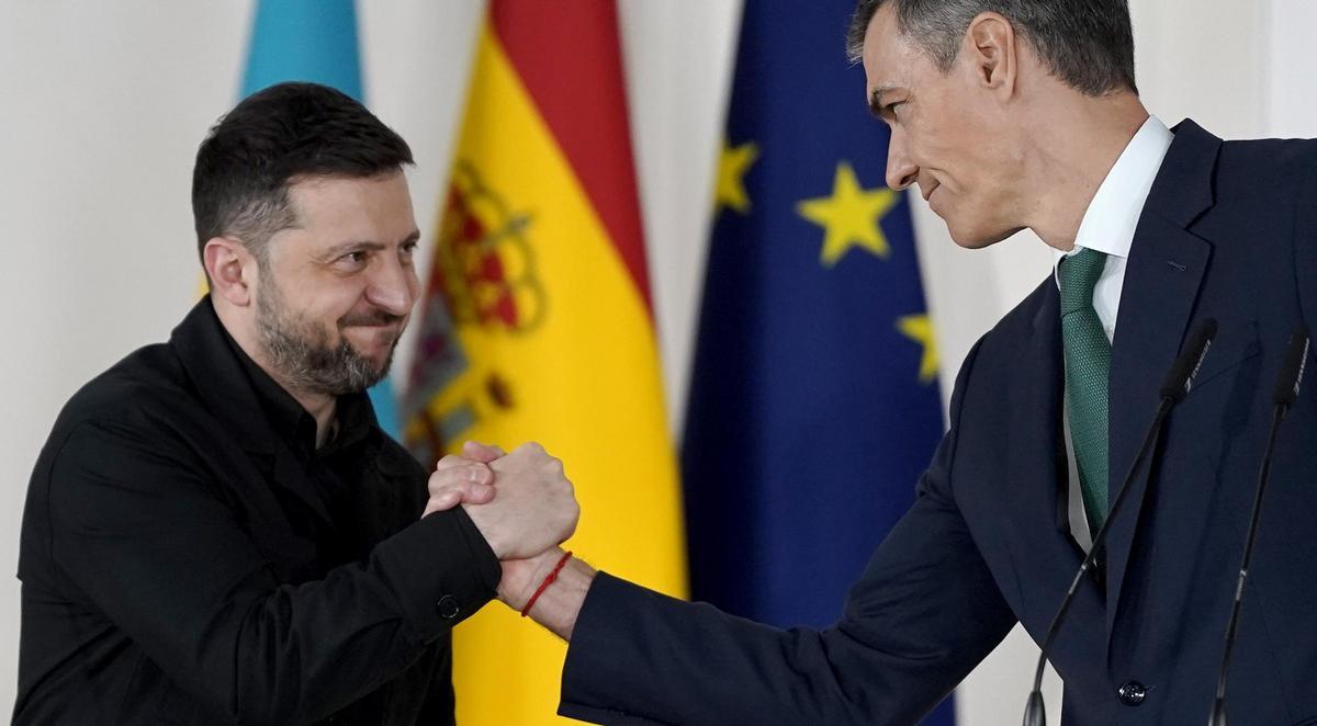 Pedro Sánchez y el presidente de Ucrania,  Zelenski,  en La Moncloa.