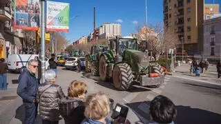 Los tractores toman el centro de Barcelona: "Teníamos que estar aquí, el consumidor debe saber qué come"