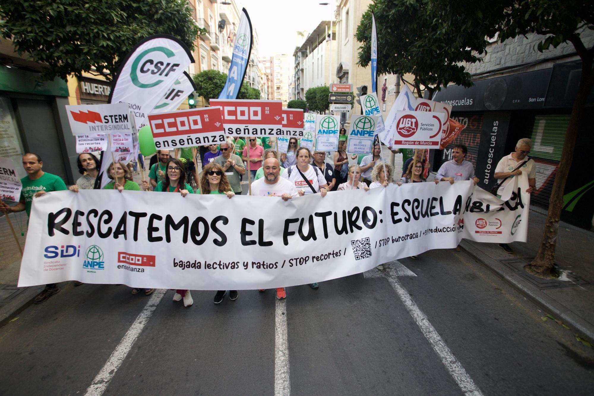 Manifestación en defensa de la educación pública en Murcia