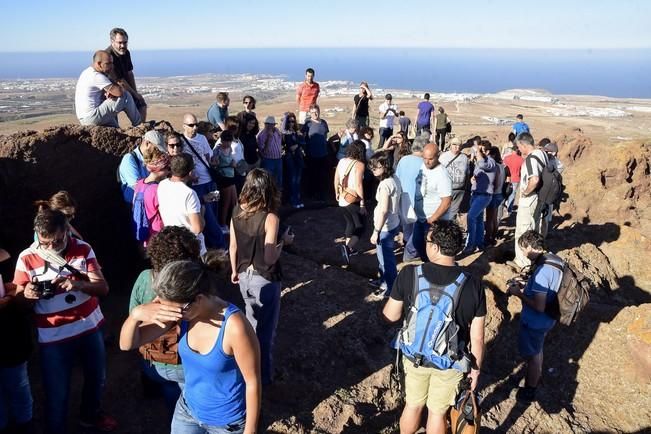 Visita al primer rayo de sol del solsticio de ...