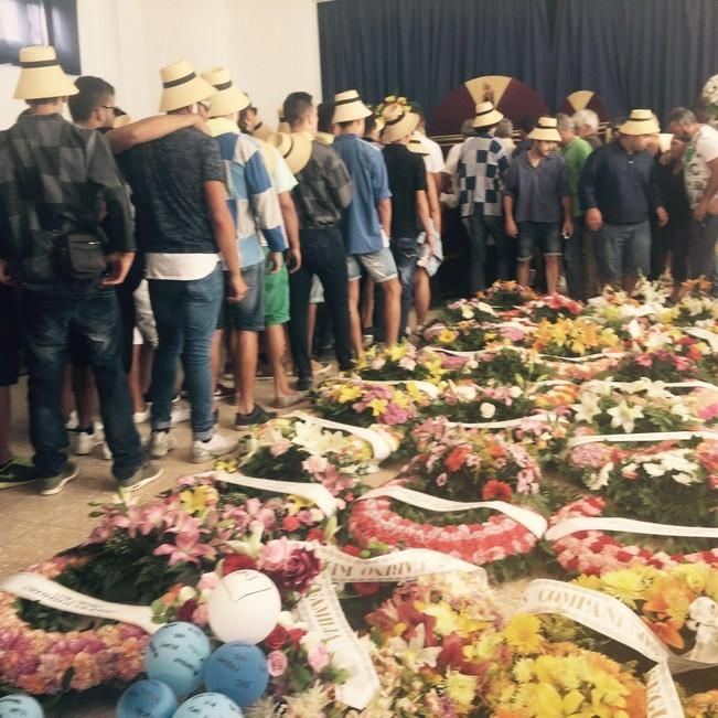 Entierro en La Graciosa de Nauzet Guadalupe Betancort