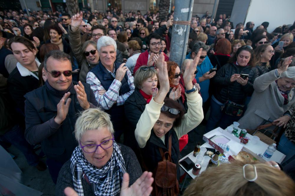 Mascletà 4 enero: Pirotecnia de colores en Alicante para recibir a los Reyes Magos