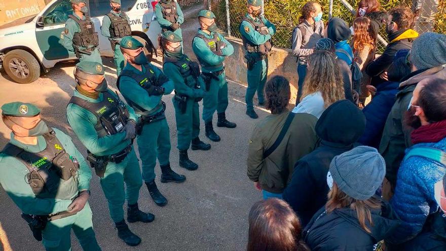La Guardia Civil ejecuta el desahucio de una mujer de 67 años en Pollença