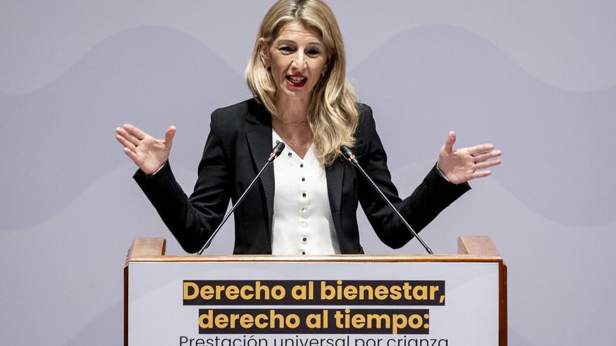 Trabajo y agentes sociales comparecen tras cerrar la subida del SMI de 2025