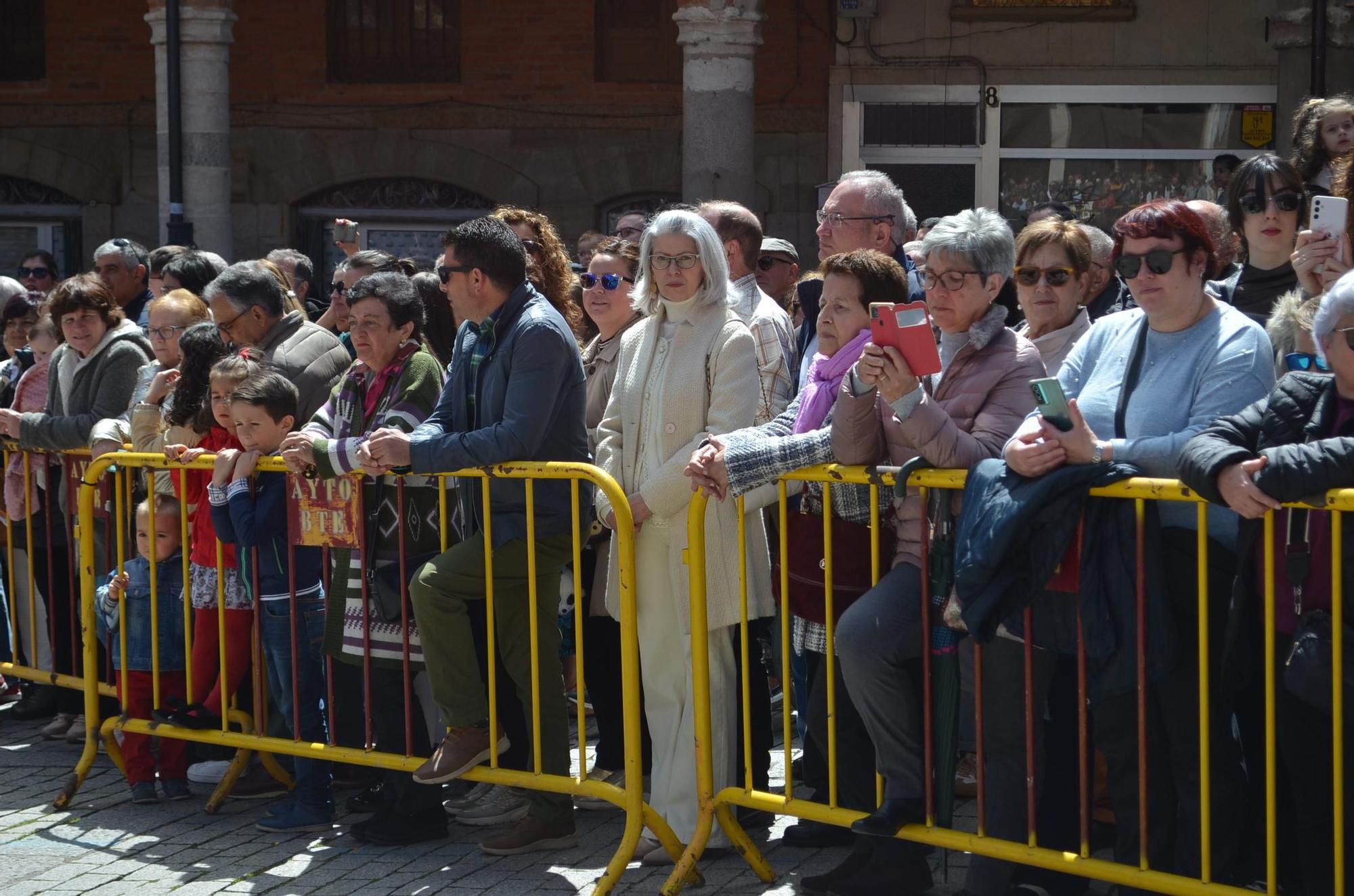 GALERÍA | Domingo de Resurrección, en Benavente