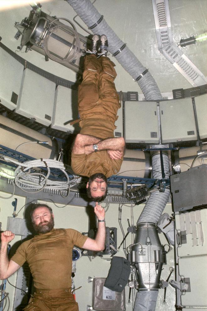 Carr y Pogue, durante unos ejercicios. NASA