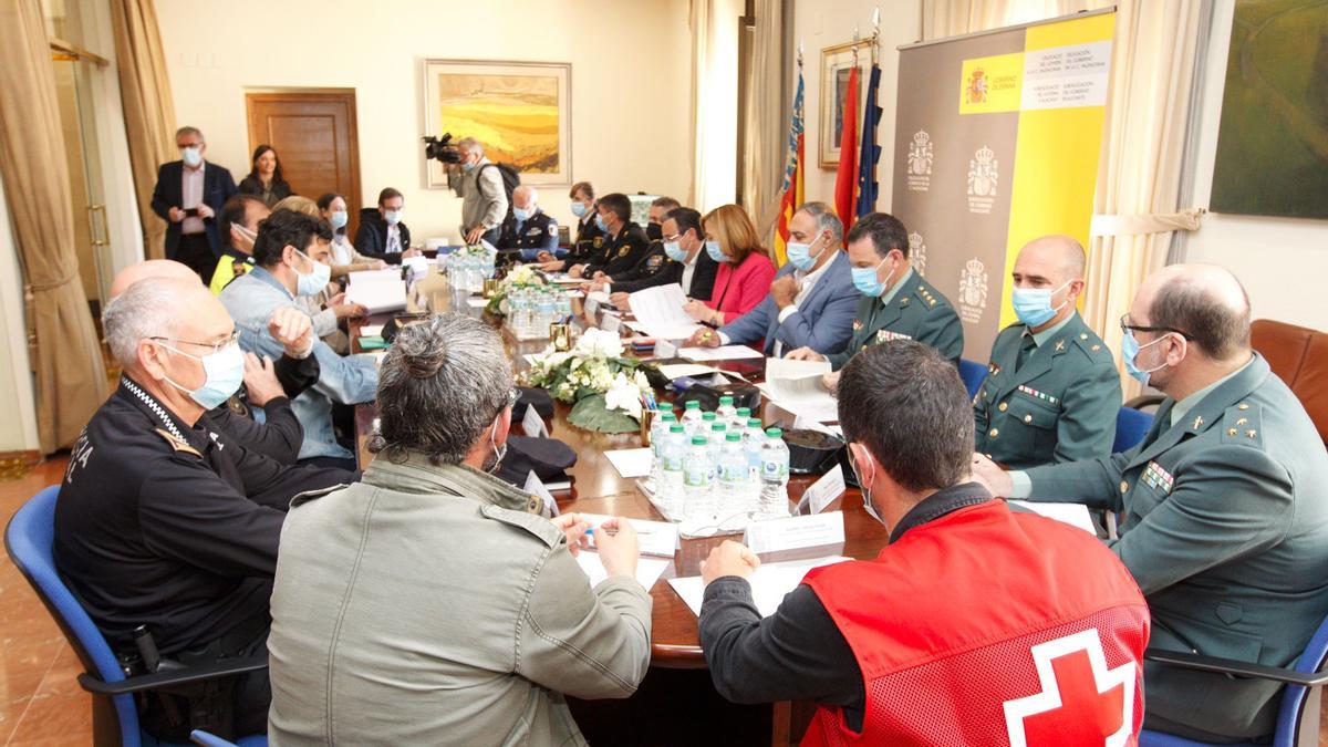 Otro momento de la reunión de coordinación de Santa Faz