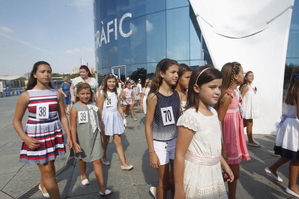 Las candidatas a la Corte de Honor Infantil, en l'Oceanogràfic