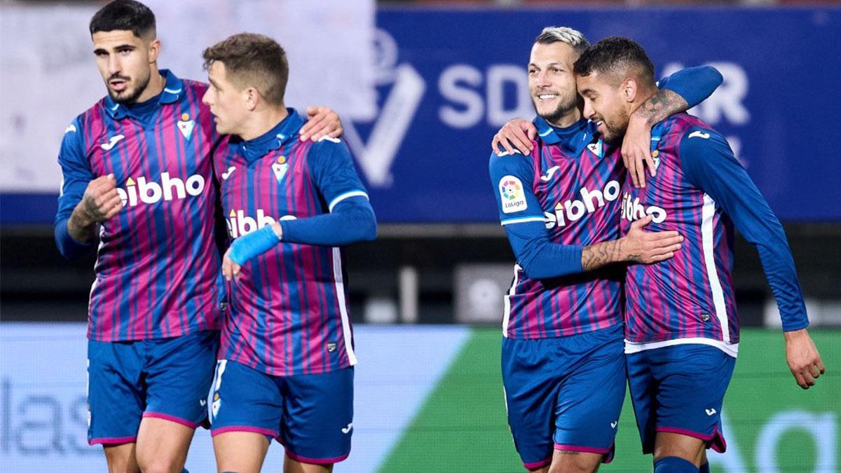 Resumen, goles y highlights del Eibar 1 - 0 Oviedo de la jornada 20 de LaLiga Smartbank