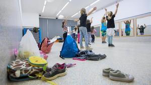 Actividad extraescolar en una escuela del barrio del Poblenou, en octubre del 2018.