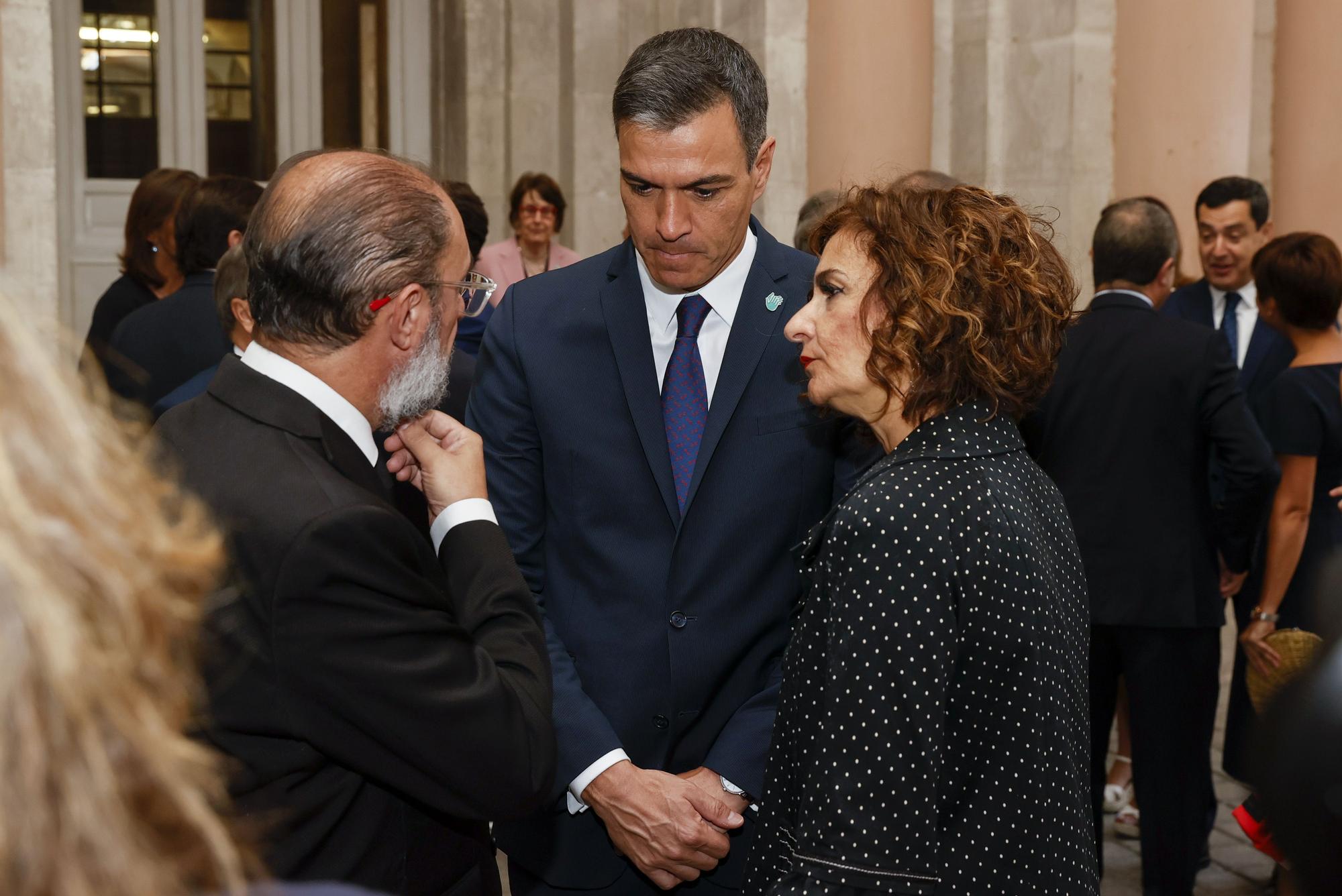 Los Reyes y Sánchez presiden el tercer homenaje a las víctimas de la pandemia