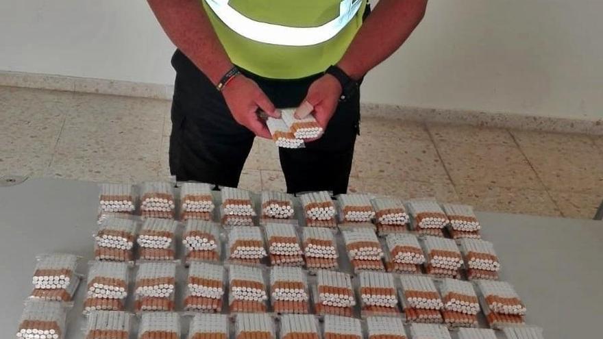 Intervienen en Talavera la Real 2.120 cigarrillos  preparados para la venta clandestina