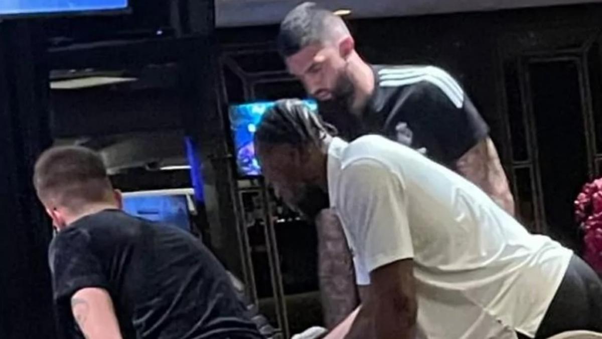 Yabusele y Poirier, en el casino