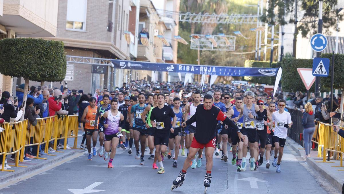 Riba-roja vibró con el atletismo popular