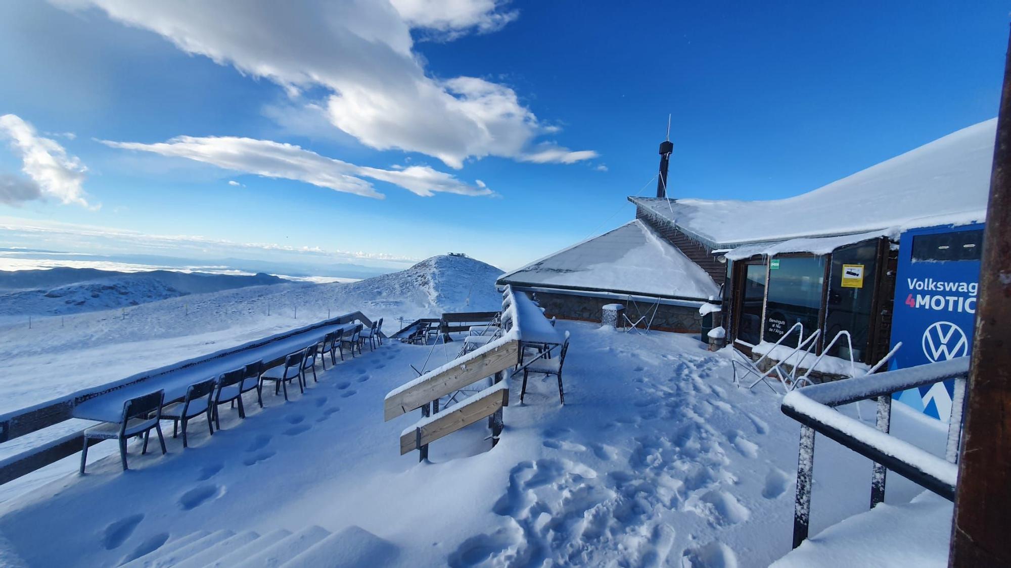 La primera nevada de la temporada a la Cerdanya