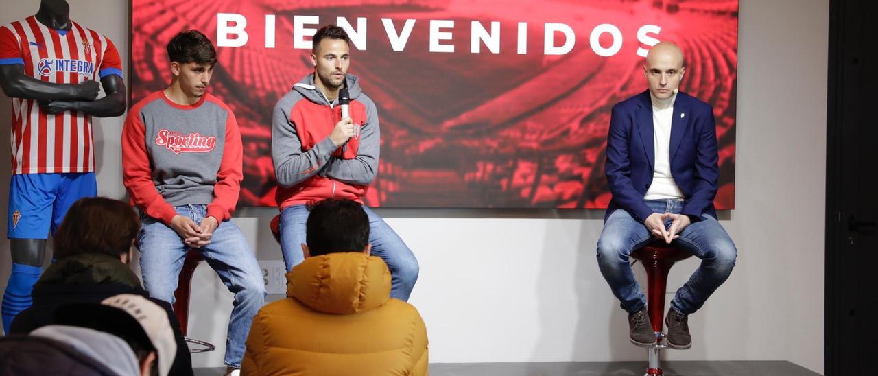José Marsà, Guillermo de Amores y David Guerra, ayer, durante la presentación de los jugadores en Mareo.