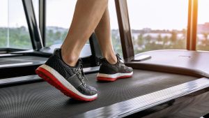 Tres zapatillas deportivas rebajadas para volver al gimnasio con buen pie