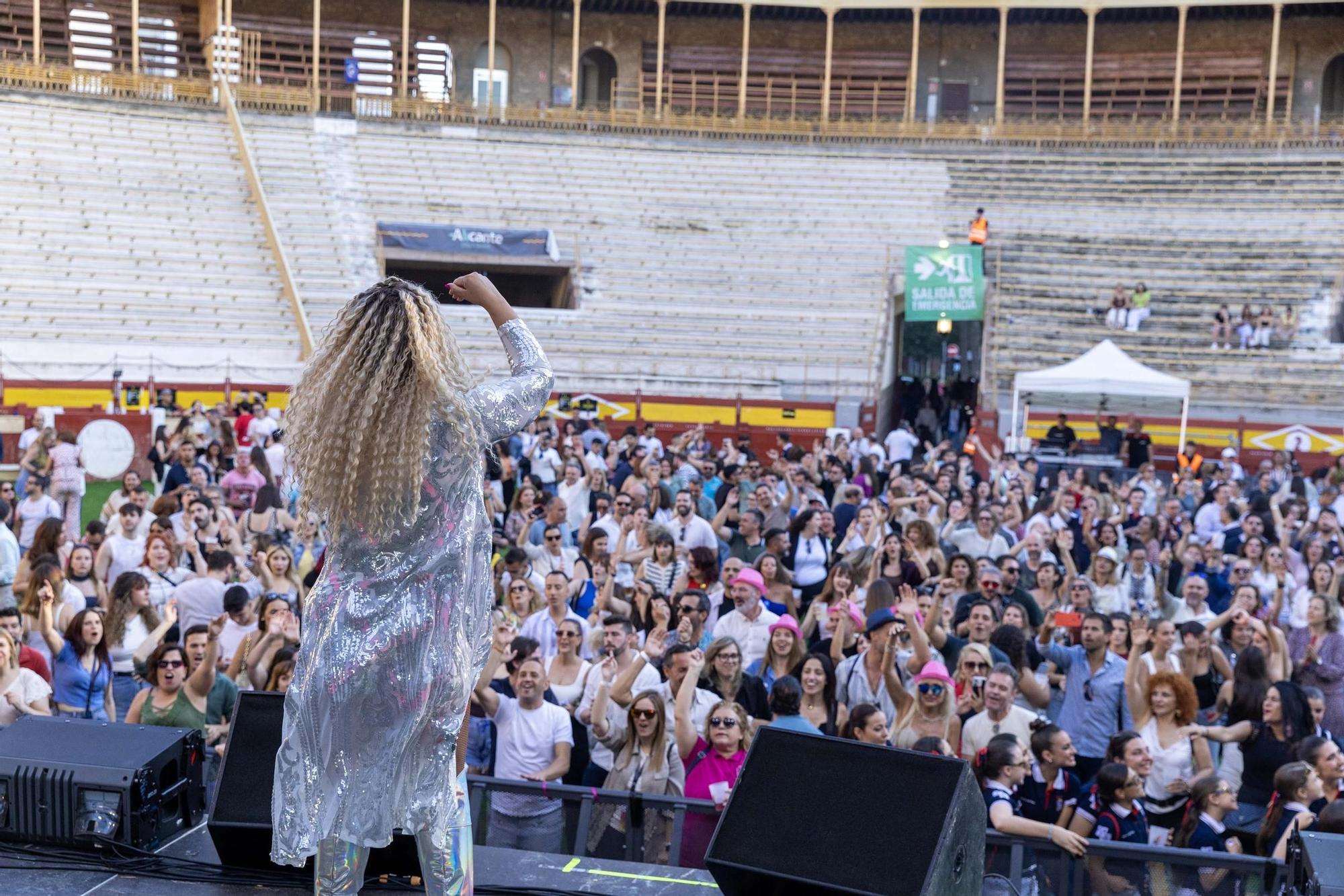 Fogueres Fest 2025: la vuelta de la fiesta al ruedo de la Plaza de Toros de Alicante