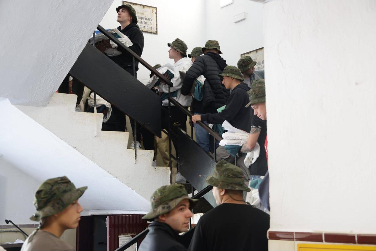 Así ha sido la llegada de nuevos soldados al Cefot de Cáceres