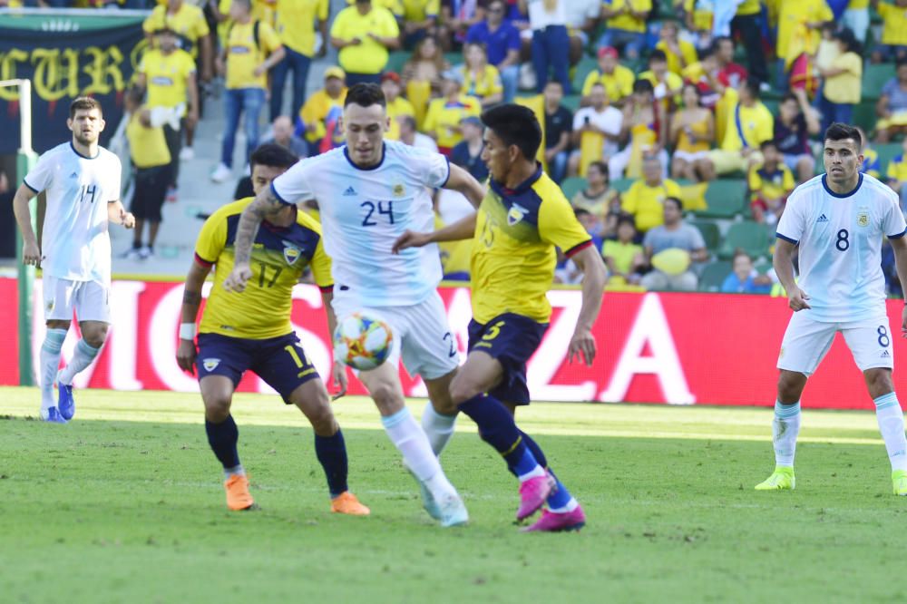 Argentina vence a Ecuador en el Martínez Valero