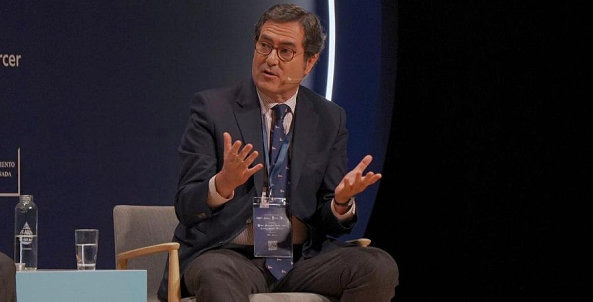 Antonio Garamendi, presidente de CEOE, en el XXII congreso de CEDE