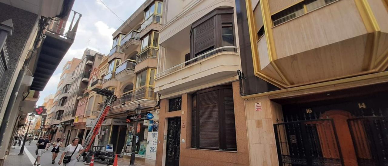 La casa &#039;exokupada&#039;, ubicada en el númeero 20 de la calle Major Sant Jaume de Vila-real se ofrece ahora por 452.000 euros.