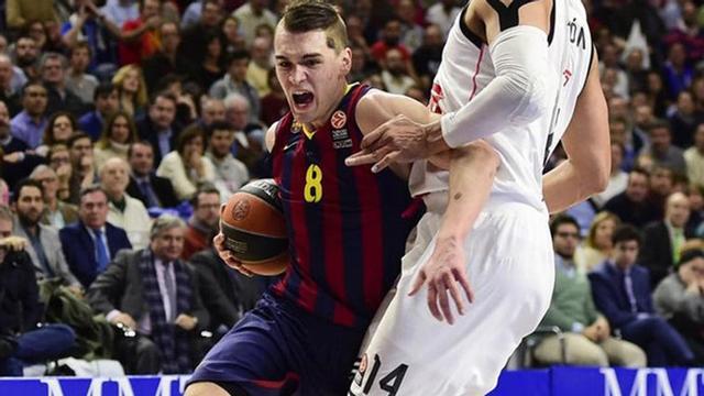 Hezonja, en un partido de Euroliga contra el Real Madrid