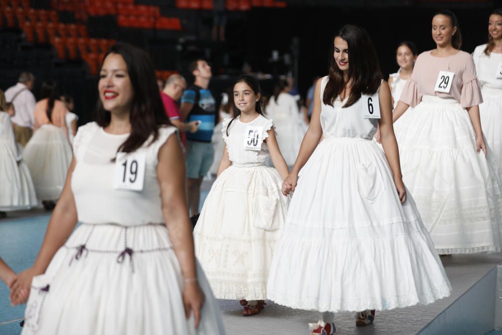 Ensayo de las candidatas a fallera mayor 2019 en la Fonteta