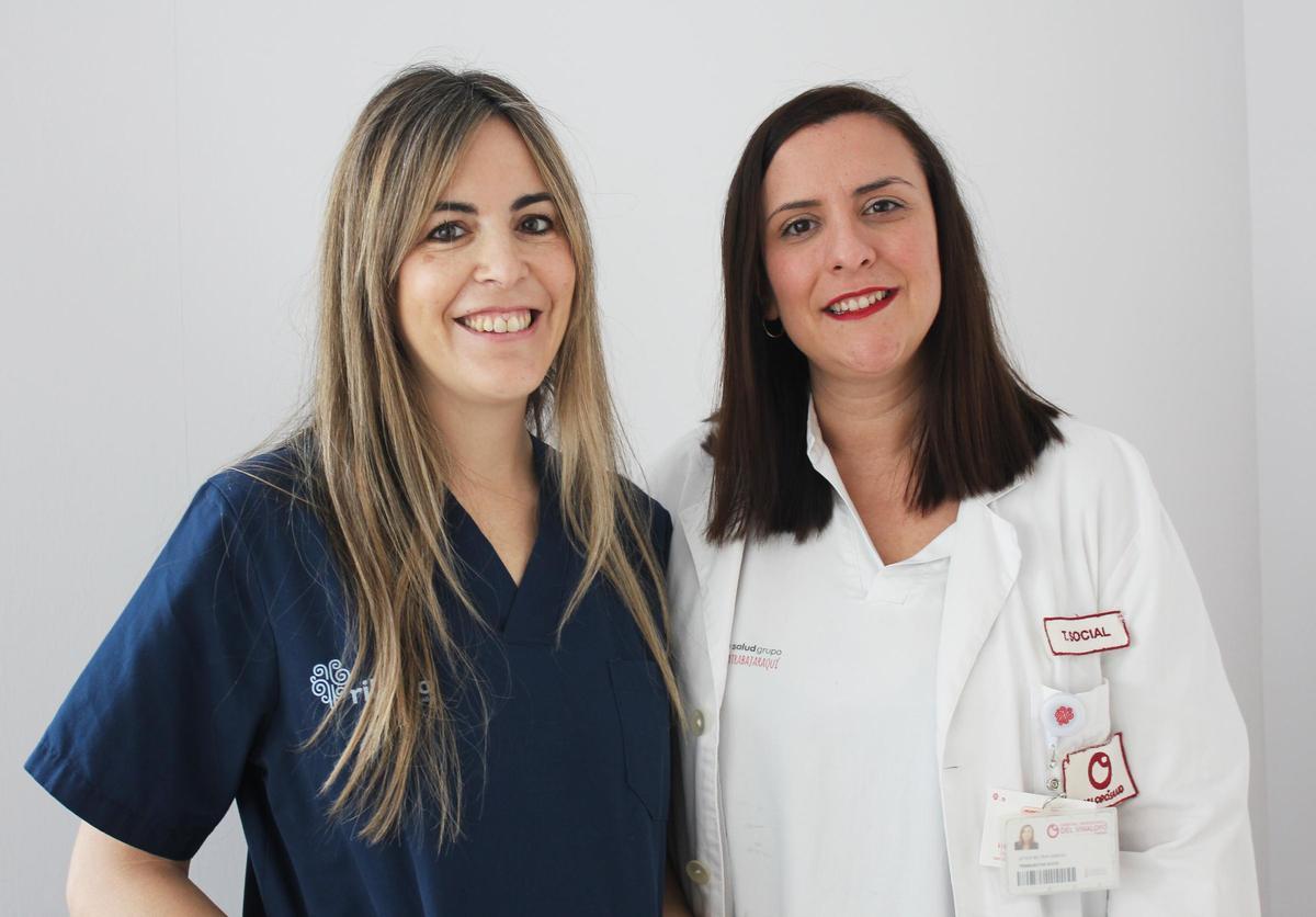 María Vizcaíno y Leticia Beltrán, del departamento de salud del Hospital Vinalopó de Elche