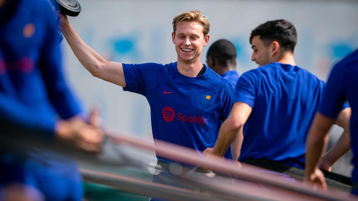 Frenkie De Jong en un entreamiento del FC Barcelona esta semana.