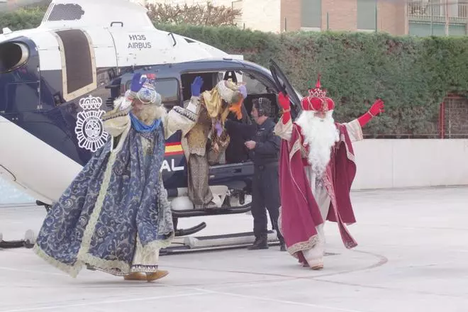 La cabalgata de los Reyes Magos de Cruz de Humilladero, en imágenes