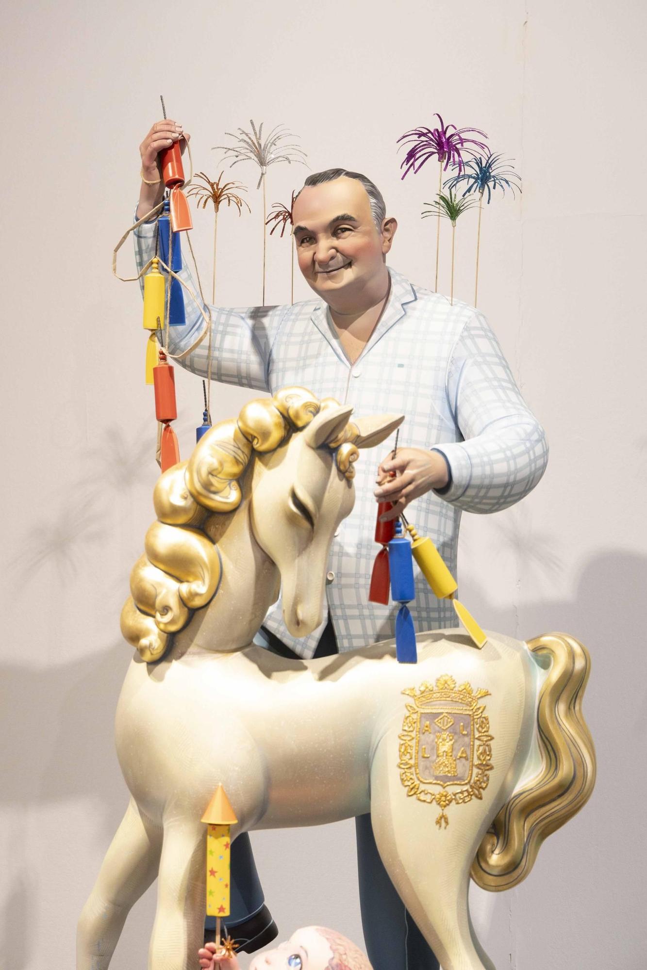 La exposición del Ninot, un homenaje a Pedro Luis Sirvent