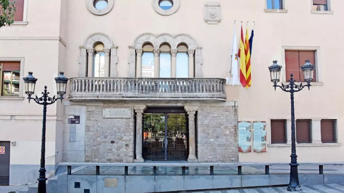 El Ayuntamiento de Cornellà convoca una manifestación en rechazo por el asesinato de una mujer en la ciudad
