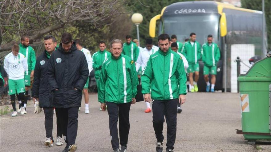 Romero: &quot;El que defienda la camiseta del Córdoba tiene que tener compromiso&quot;