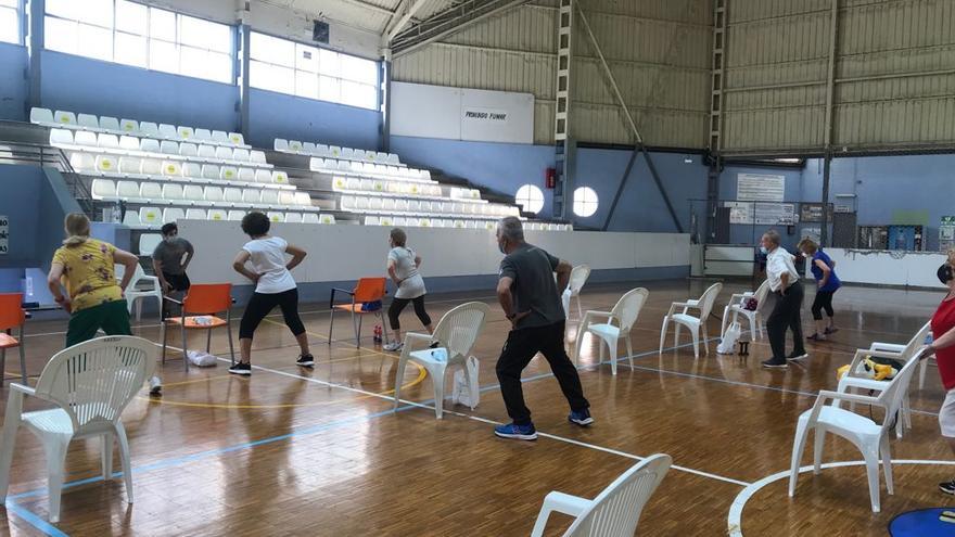 Actividades impulsadas desde el Centro de Mayores Parc Nou de Crevillent en el Pabellón Els Abrets