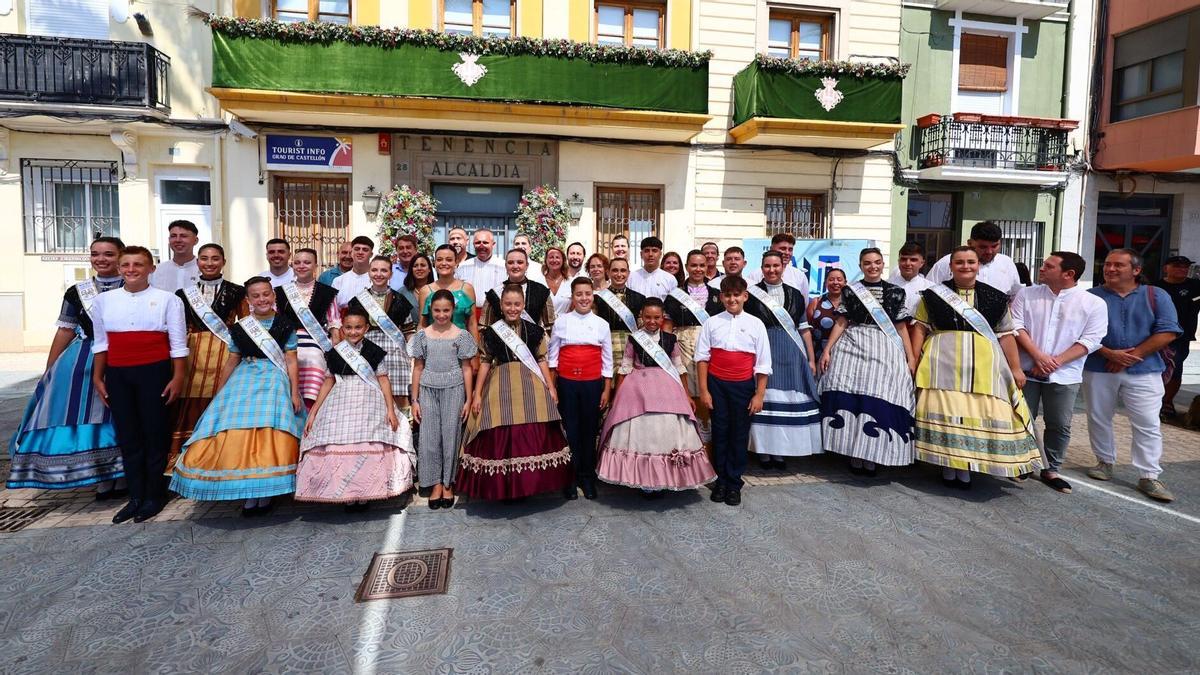 Galería: El Grau de Castelló se echa a la calle para abrir las fiestas de Sant Pere