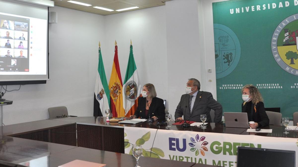 Un momento de la reunión celebrada entre las ocho universidades para tratar el proyecto EUGreen.