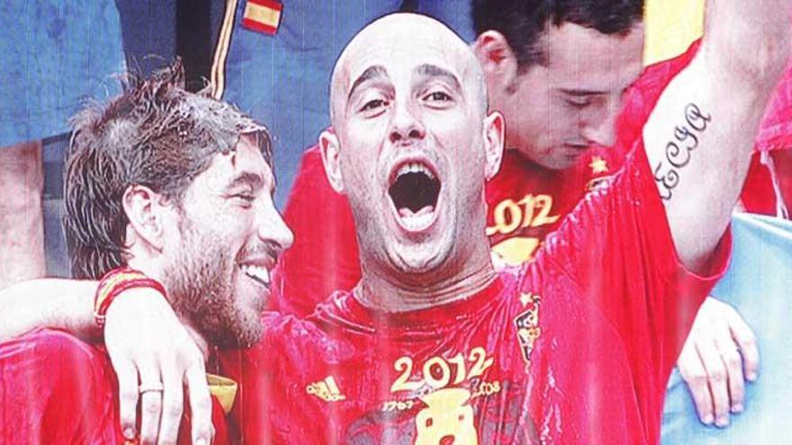 Pepe Reina, durante las celebraciones en Cibeles.