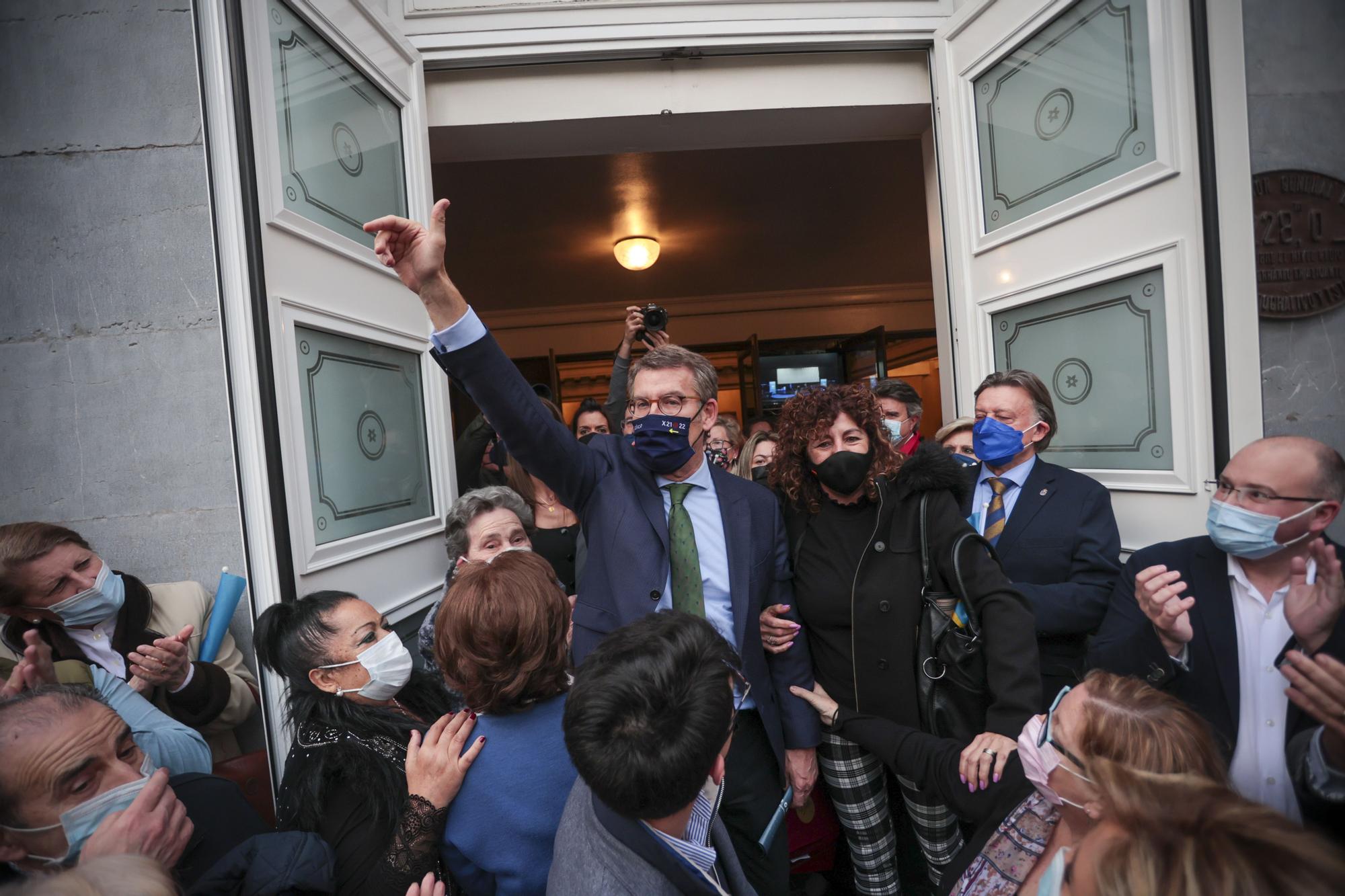 Núñez Freijóo se encuentra con los populares asturianos en Oviedo