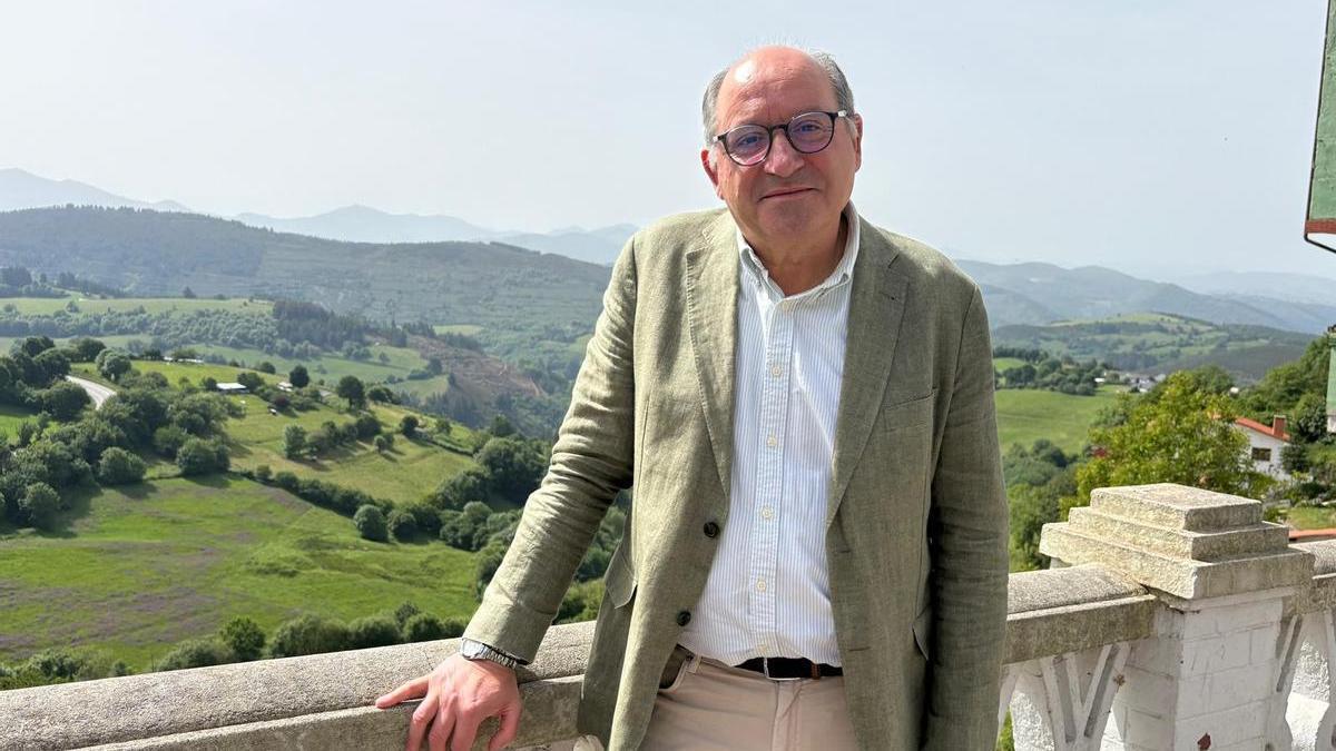 Carlos Juan González en Tineo.