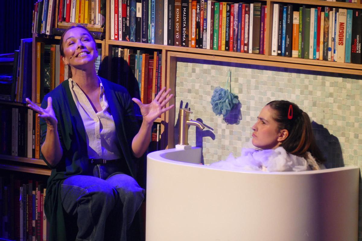 EN IMATGES | El musical 'El Fil Invisible' inicia la seva gira per Catalunya omplint el Teatre El Jardí de Figueres