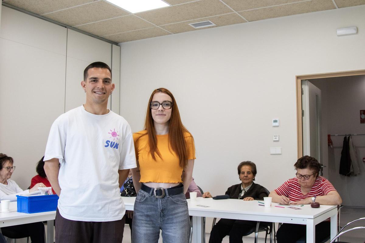 Marta Pérez y Breixo González, alumnos en prácticas del centro de díade AFAOR