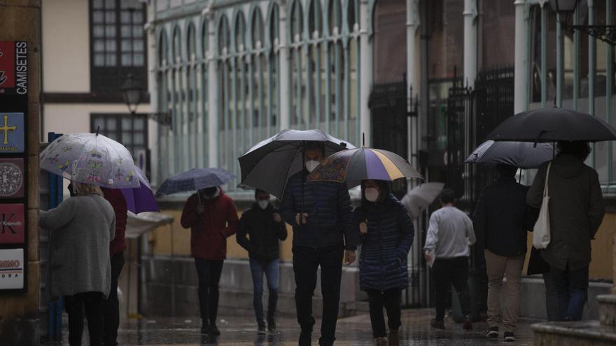 Una ciclogénesis explosiva traerá lluvia y bajada de las temperaturas en Asturias a partir del domingo