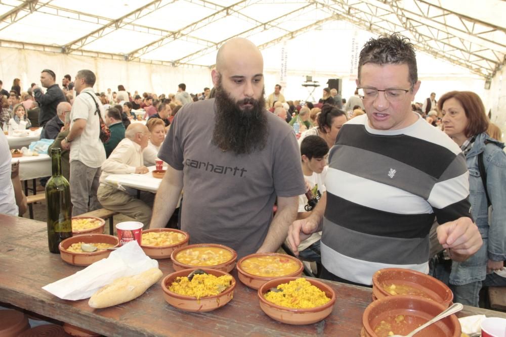 Fiestas gastronómicas en Galicia | La fabada no falta en Marcón