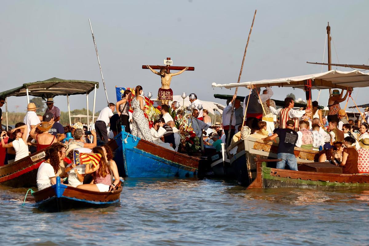 Homenaje al Cristo de la Salud en el 50 aniversario de su romería por l'Albufera