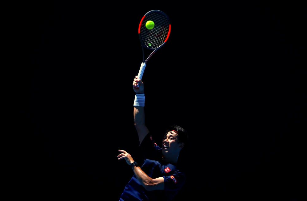 El tenista japonés Kei Nishikori prepara el torneo de Melbourne, Australia.