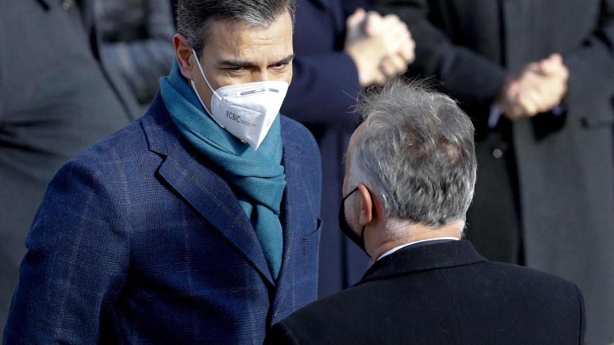 Pedro Sánchez y Ángel Víctor Torres, hoy, en Madrid en el día de la Constitución.