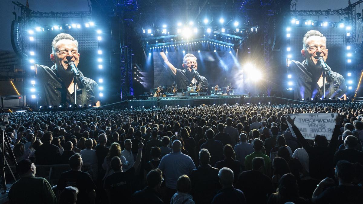 Bruce Springsteen en concierto en el Estadi Olimpic  