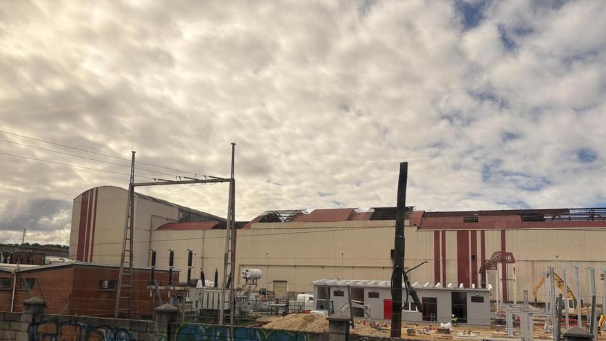 Saint-Gobain plantea reincorporar en junio a los primeros trabajadores afectados por el ERTE del nuevo horno de Avilés