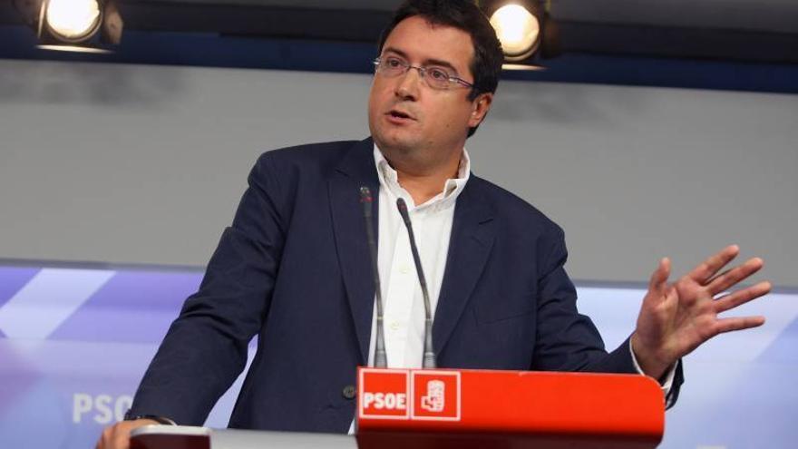 Óscar López reitera que Rubalcaba es &quot;lo mejor&quot; que le puede pasar al PSOE